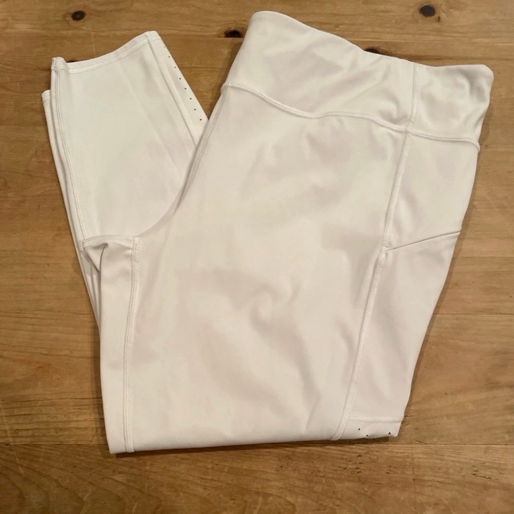Athleta Women’s White Zippered cutout leggings Casual Athleisure Gorpcore 2X